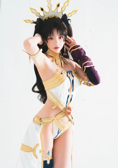 图书馆的女友第一季_JVID性感写真